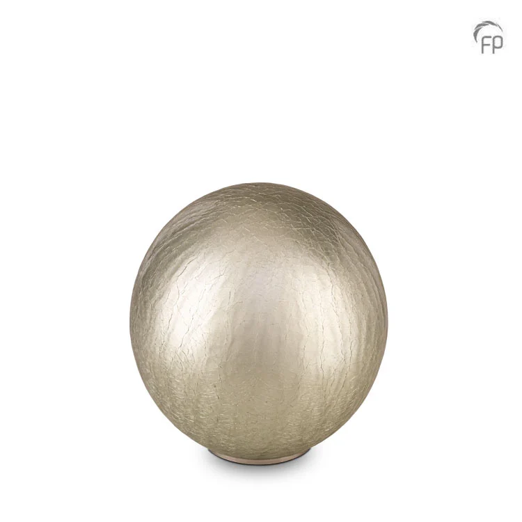 Cherished Crystal Urn - Image 7