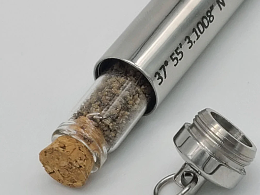 Custom Cremation Pendant Vial - Image 9