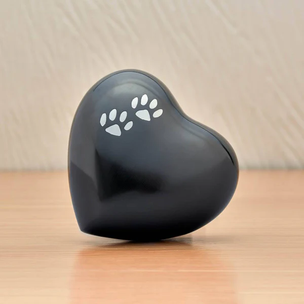 Paw Print Heart Urn - Image 8